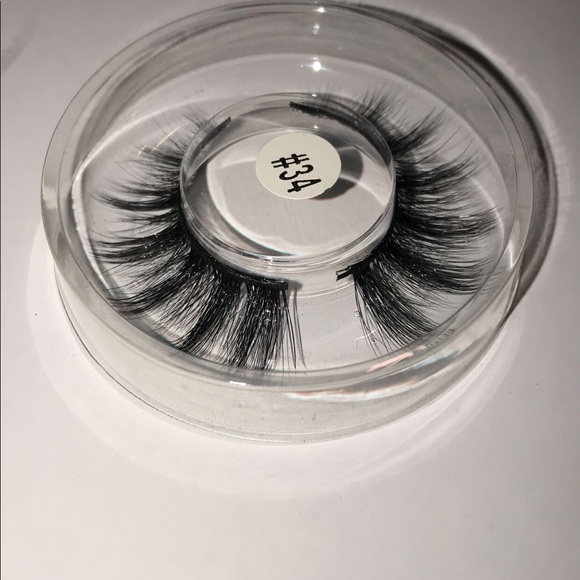 Mink Lashes - Picture 1 of 4